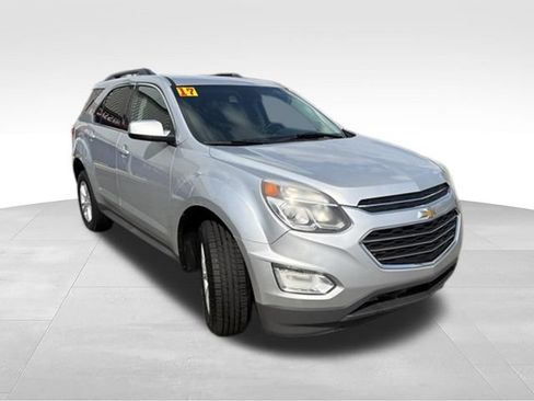 Used 2017 Chevrolet Equinox LT w/ Convenience Package FWD image 7