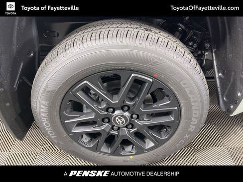New 2026 Toyota Tundra Limited AWD/4WD image 20