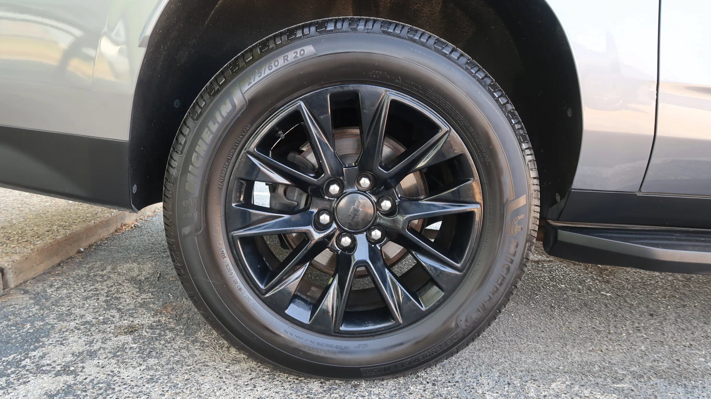 Used 2021 Chevrolet Suburban Premier w/ Premium Package RWD image 53