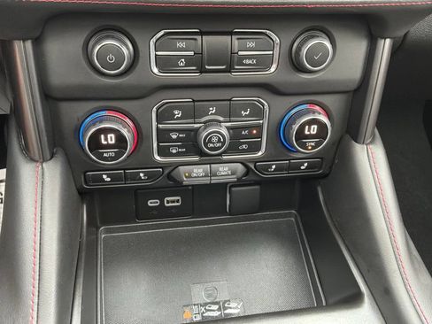 Used 2023 Chevrolet Tahoe RST w/ Luxury Package AWD/4WD image 19