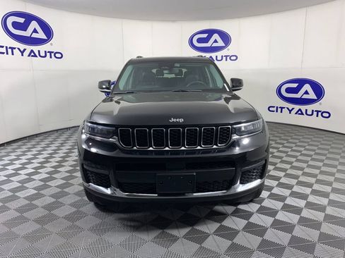 Used 2023 Jeep Grand Cherokee L Limited RWD image 9