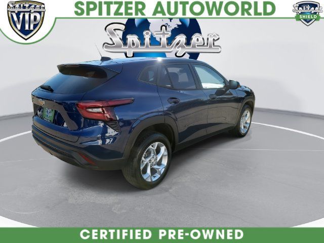 Certified 2024 Chevrolet Trax LS w/ LS Convenience Package FWD image 9