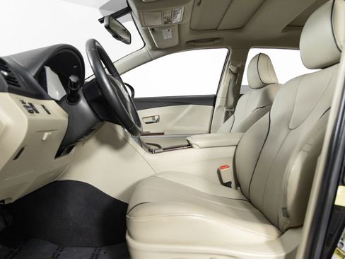 Used 2012 Toyota Venza XLE w/ XLE Premium Pkg image 15