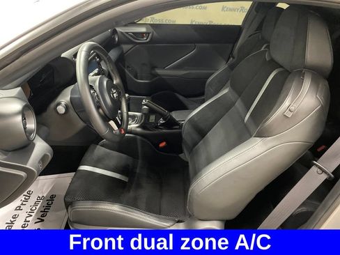Used 2024 Toyota GR86 Premium RWD image 8