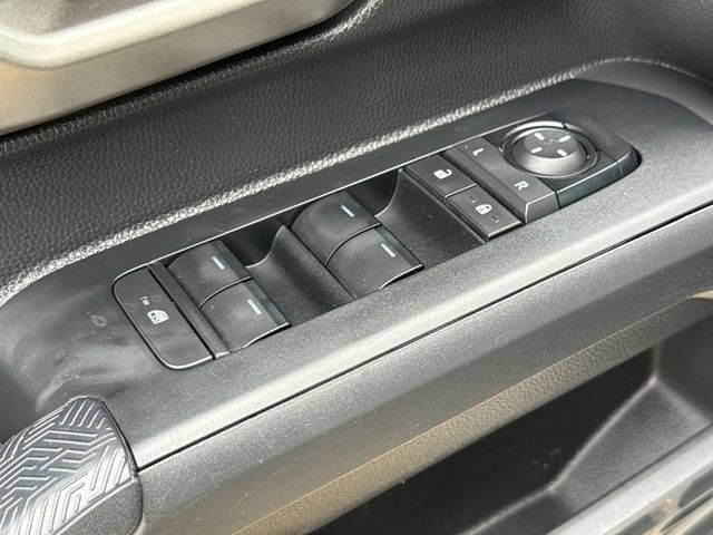 Used 2024 Toyota Tacoma TRD Off-Road AWD/4WD image 19