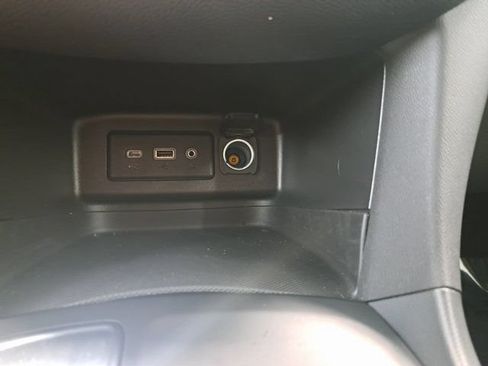 Used 2020 Chevrolet Equinox LT FWD image 15