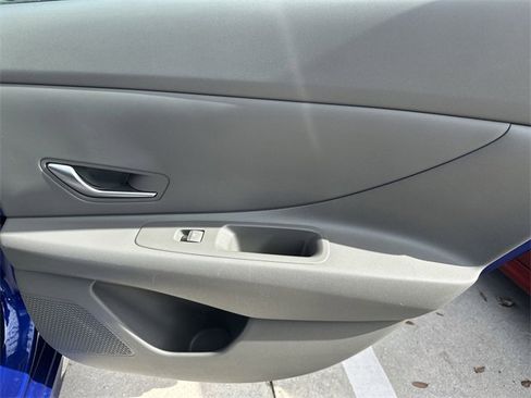 Used 2024 Hyundai Elantra SEL image 36