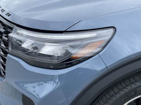 New 2026 Ford Explorer ST-Line w/ Premium Package RWD image 7