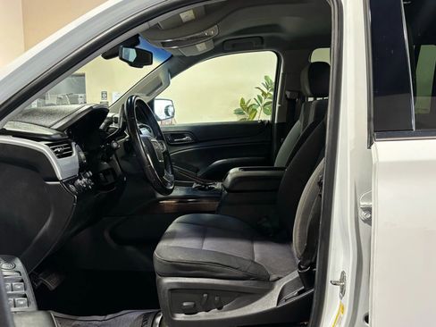 Used 2018 GMC Yukon XL SLE image 11