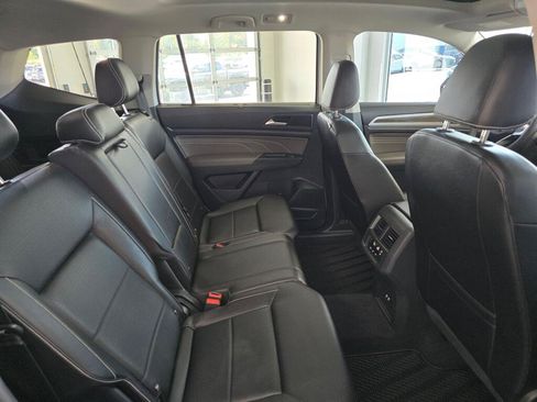 Used 2023 Volkswagen Atlas SEL AWD/4WD image 43