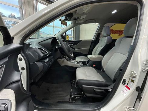 Used 2022 Subaru Forester AWD/4WD image 11