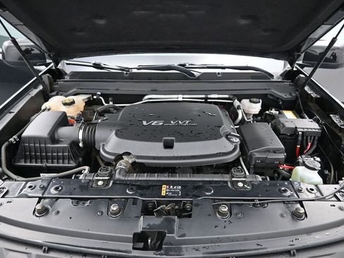 Used 2022 Chevrolet Colorado Z71 image 13