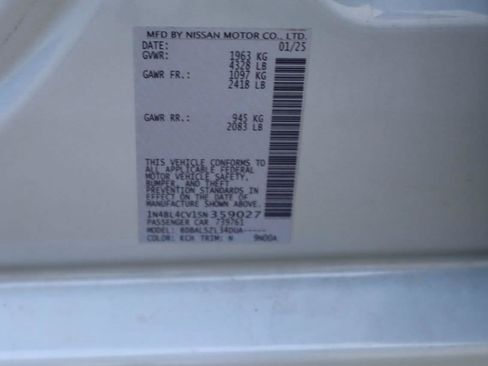 Used 2025 Nissan Altima 2.5 SR FWD image 27