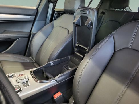 New 2025 Alfa Romeo Stelvio Sprint AWD/4WD image 39