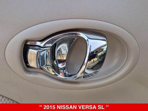 Used 2015 Nissan Versa FWD image 11