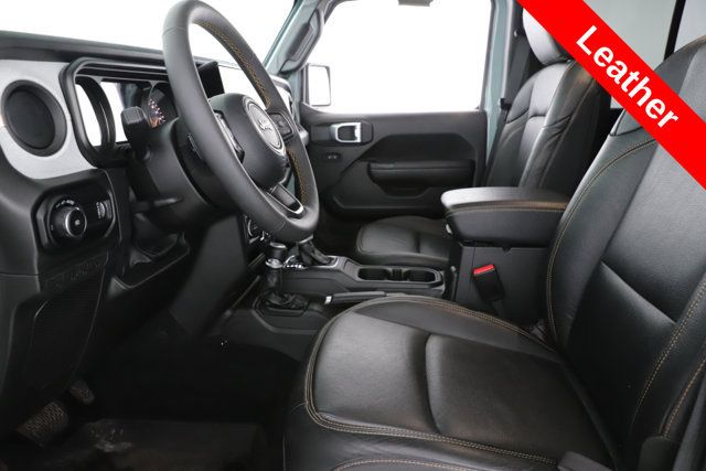 Used 2024 Jeep Wrangler Unlimited Sport AWD/4WD image 16
