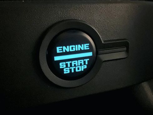 Used 2025 Ford Bronco Badlands AWD/4WD image 31