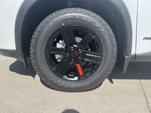 New 2026 Nissan Rogue SV AWD/4WD image 11