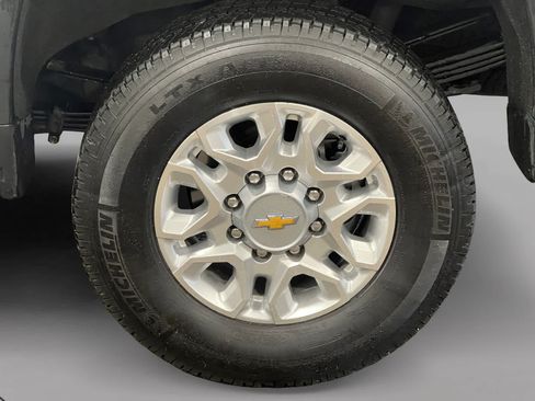 Used 2024 Chevrolet Silverado 3500 LT w/ Snow Plow Prep/Camper Package AWD/4WD image 19
