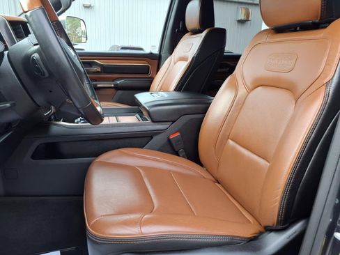 Used 2021 RAM 1500 Limited w/ Body Color Bumper Group image 14