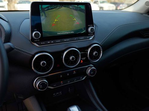 Used 2022 Nissan Sentra SV w/ Trunk Package image 17