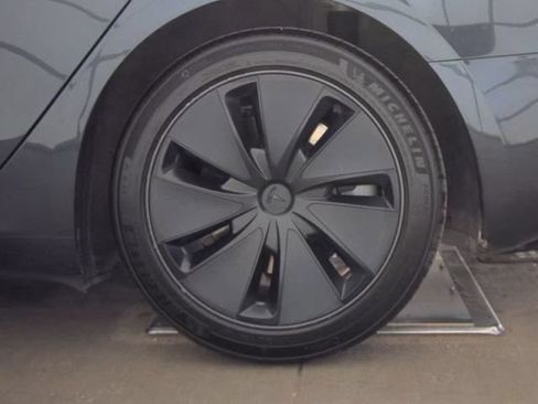 Used 2025 Tesla Model 3 RWD image 21