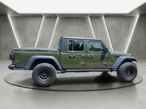 Used 2023 Jeep Gladiator Rubicon w/ LED Lighting Group AWD/4WD image 8