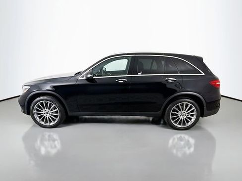 Used 2018 Mercedes-Benz GLC 300 4MATIC image 4