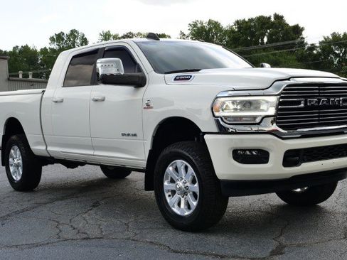 Used 2023 RAM 2500 Laramie AWD/4WD image 4