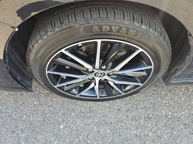 Used 2021 Toyota Camry SE AWD/4WD image 16