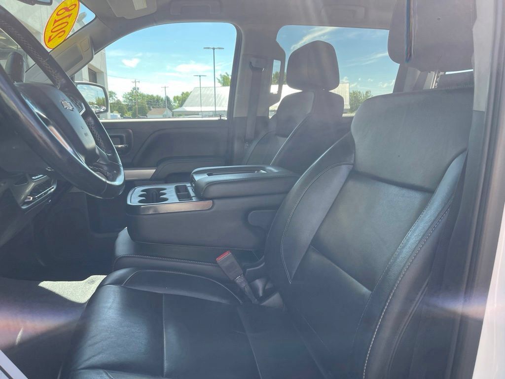 Used 2018 Chevrolet Silverado 1500 LT w/ All Star Edition AWD/4WD image 13