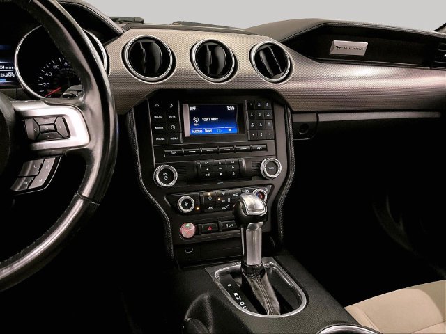 Used 2018 Ford Mustang GT RWD image 6