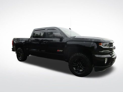 Used 2018 Chevrolet Silverado 1500 LTZ Z71 w/ Midnight Edition image 6