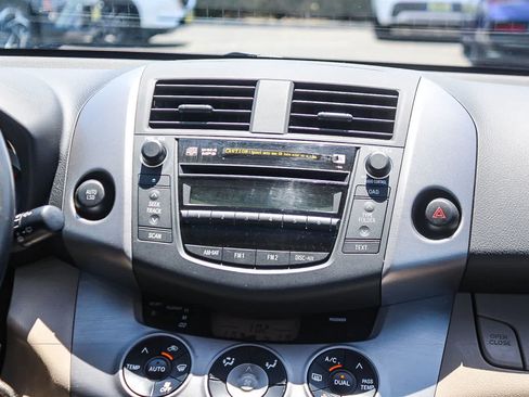 Used 2008 Toyota RAV4 Limited FWD image 18