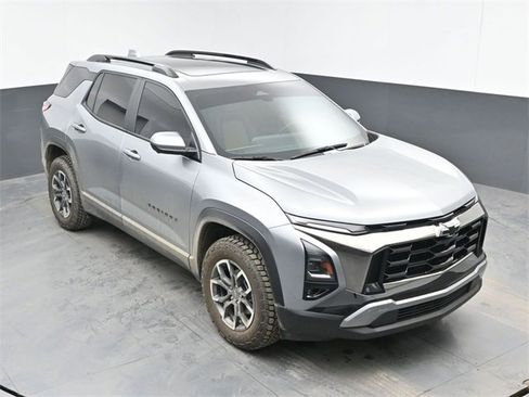 Used 2025 Chevrolet Equinox ACTIV w/ Safety and Technology Package image 13