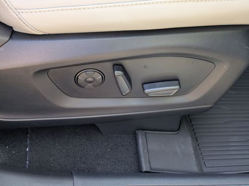 New 2026 Ford Explorer Platinum image 42