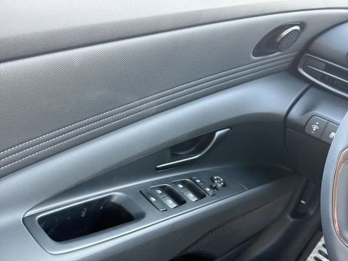 New 2026 Hyundai Elantra SEL Sport Premium FWD image 17