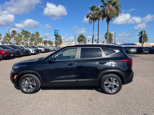 Used 2024 Kia Seltos S FWD image 5