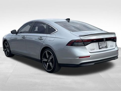 Used 2023 Honda Accord Sport image 5