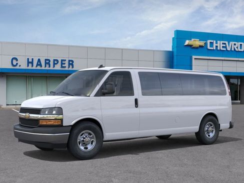 New 2026 Chevrolet Express 3500 LS w/ Chrome Appearance Package RWD image 2
