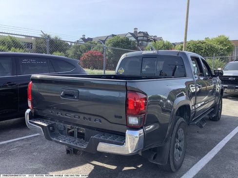Used 2022 Toyota Tacoma SR5 RWD image 4