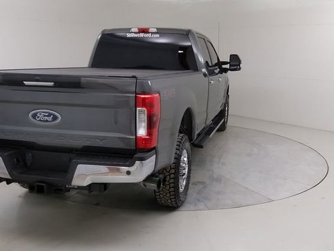 Used 2017 Ford F350 Lariat w/ Chrome Package image 15