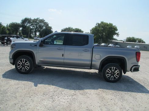 New 2026 GMC Sierra 1500 AT4 w/ AT4 Premium Package image 8