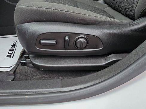 Certified 2020 Chevrolet Blazer LT image 24