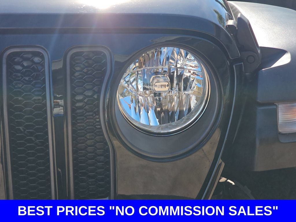 Used 2021 Jeep Wrangler Rubicon AWD/4WD image 31