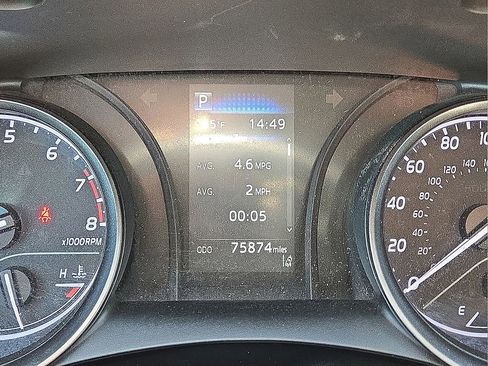 Used 2021 Toyota Camry SE image 24