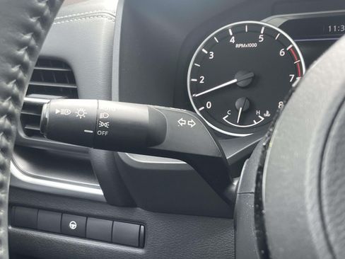 Used 2023 Nissan Rogue SV w/ SV Premium B Package FWD image 25