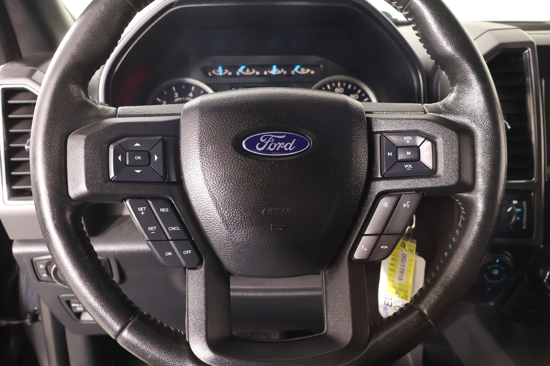 Used 2017 Ford F150 XLT w/ Equipment Group 302A Luxury AWD/4WD image 3