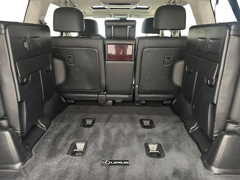 Used 2011 Lexus LX 570 4WD image 15