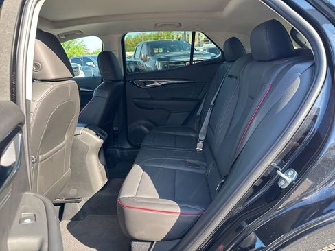 Used 2023 Buick Envision Essence w/ Sport Touring Package AWD/4WD image 24